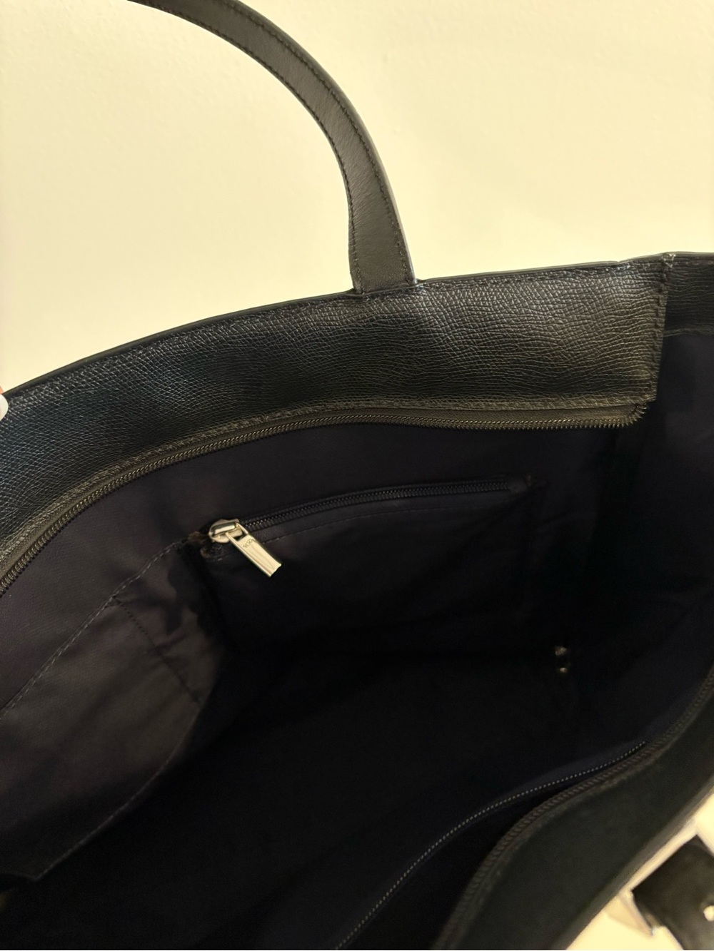TUMI || Sinclair Nora Tote Travel Bag Laptop Work Briefcase in Black - Picture 8 of 10